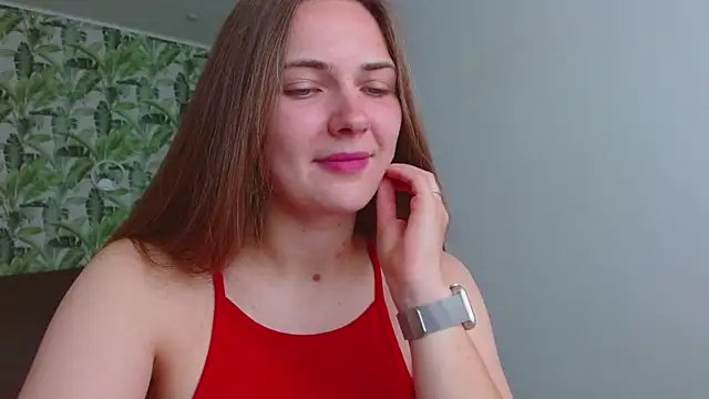 Snapshot of Olivia_shine chatting on 07/11/26, 04:26 Olivia shine online show from 07/11/26, 04:26