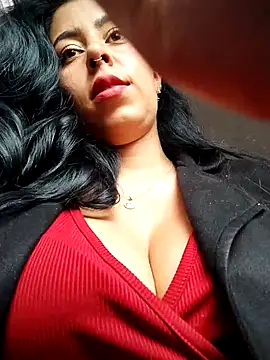 Emily Wane online show from 10/06/25, 04:37