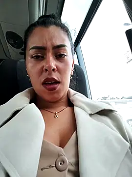 Emily Wane online show from 11/05/25, 03:56