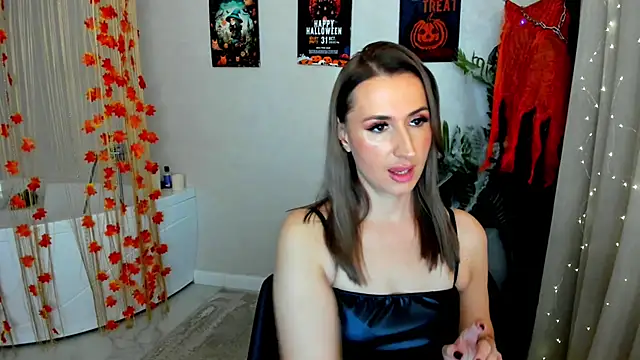 Snapshot of PassionGlow chatting on 10/13/25, 03:39 PassionGlow online show from 10/13/25, 03:39