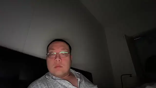 slaveasianboy online show from 11/25/25, 10:04