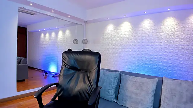 Snapshot of victoria_mooree chatting on 03/06/25, 05:54 victoria mooree online show from 03/06/25, 05:54