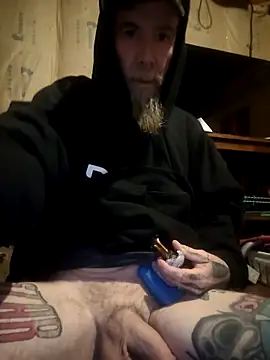 Snapshot of Sexadicks8184 chatting on 10/23/25, 08:24 Sexadicks8184 online show from 10/23/25, 08:24