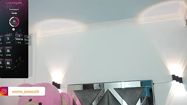 Snapshot of Emma_jamess chatting on 09/12/25, 03:50 Emma jamess online show from 09/12/25, 03:50