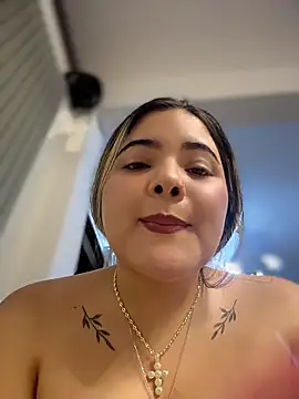 EVELIN MASON online show from 05/18/26, 04:07