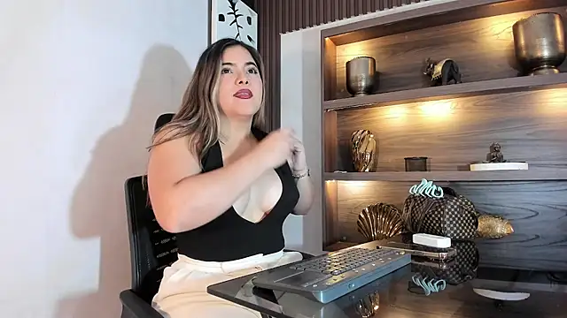 EVELIN MASON online show from 05/28/26, 01:25