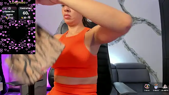 AnaRuiz online show from 09/11/25, 03:01