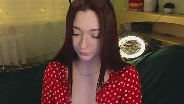 YasmineWest online show from 01/27/25, 04:33