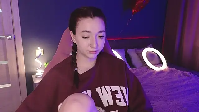 YasmineWest online show from 03/05/25, 07:16