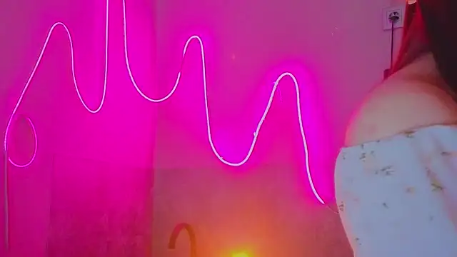 YasmineWest online show from 11/19/25, 05:46