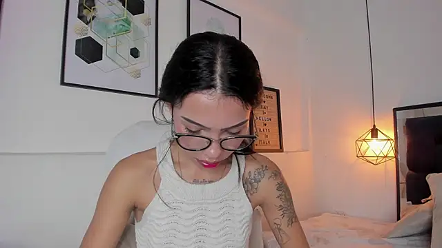 amysc online show from 10/27/25, 01:37