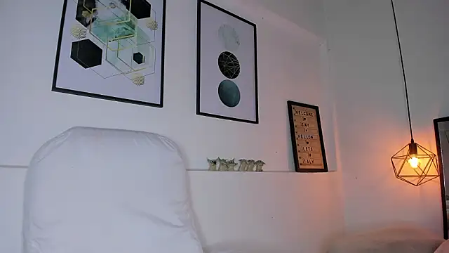 Snapshot of amysc chatting on 02/13/26, 11:39 amysc online show from 02/13/26, 11:39