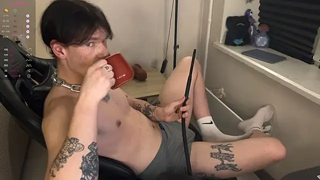 carthylovvve online show from 10/27/25, 04:22