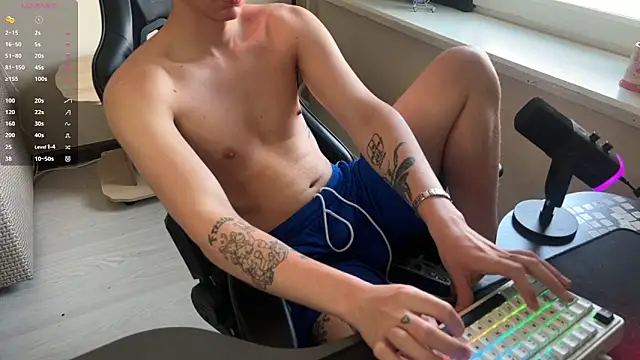 Snapshot of carthylovvve chatting on 06/23/26, 11:19 carthylovvve online show from 06/23/26, 11:19