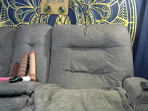 Snapshot of lovely_lola1111 chatting on 01/17/26, 02:38 lovely lola1111 online show from 01/17/26, 02:38