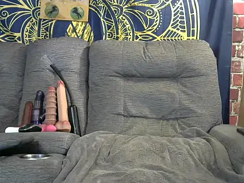 lovely lola1111 online show from 07/03/26, 02:07
