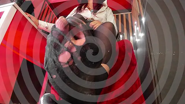 Snapshot of shaaroon_gold chatting on 02/07/25, 11:55 shaaroon gold online show from 02/07/25, 11:55