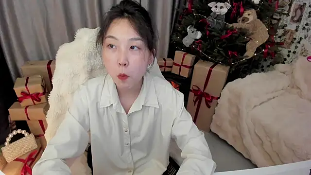 Minami 686 online show from 12/20/24, 11:26