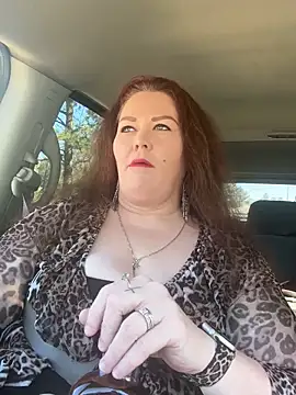 fatfabulous1981 online show from 10/18/25, 09:04