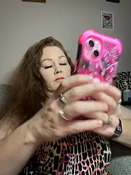 fatfabulous1981 online show from 11/20/25, 01:06