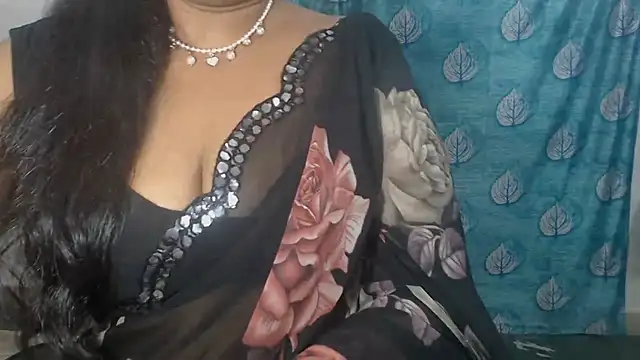 Sophia your online show from 05/02/26, 05:12