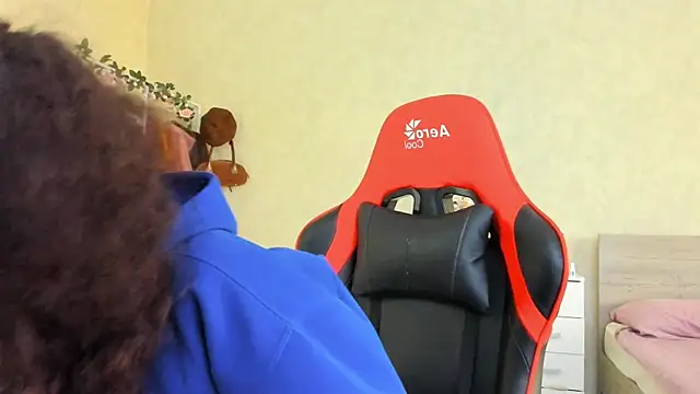 wastforu online show from 10/10/25, 06:12