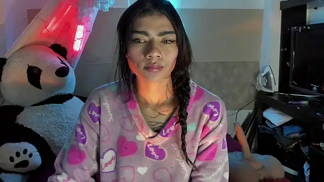 Snapshot of Lilithsabeth chatting on 11/10/25, 12:15 Lilithsabeth online show from 11/10/25, 12:15