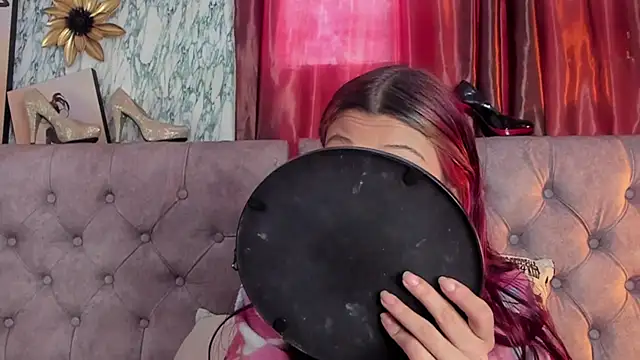  Scarlett 01 online show from 12/05/25, 02:03