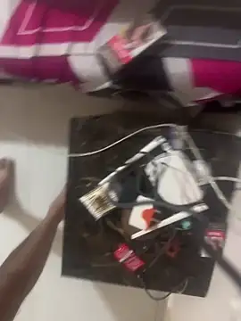 Snapshot of hornyguy271192 chatting on 11/08/25, 10:19 hornyguy271192 online show from 11/08/25, 10:19