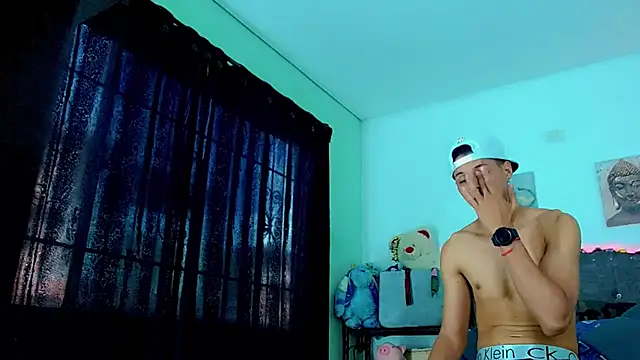 Snapshot of Liamscott_ chatting on 02/24/26, 09:57 Liamscott online show from 02/24/26, 09:57