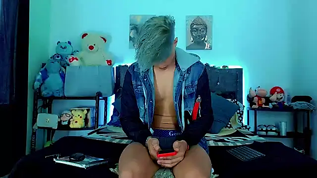 Liamscott  online show from 03/11/26, 06:25