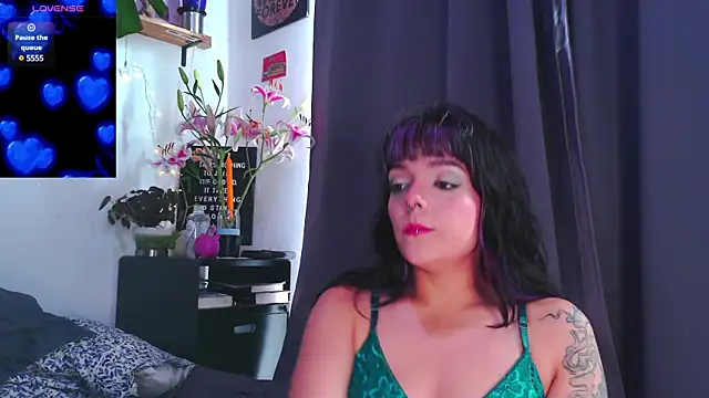 purple em69 online show from 12/30/24, 08:36