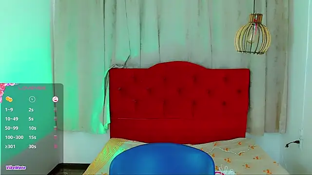 Snapshot of Jessica_smith_1 chatting on 10/18/25, 12:06 Jessica smith 1 online show from 10/18/25, 12:06