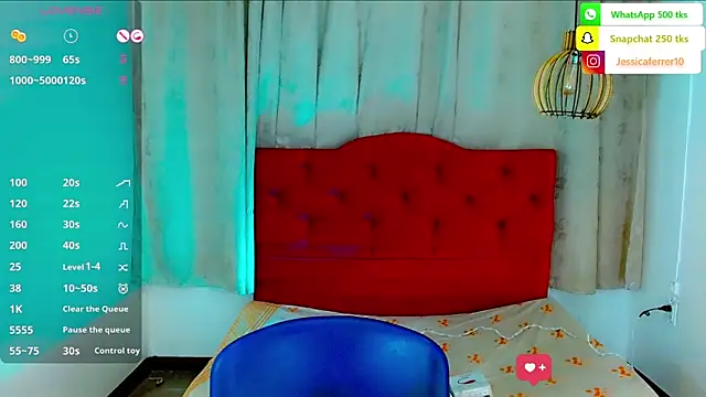 Snapshot of Jessica_smith_1 chatting on 10/24/25, 11:17 Jessica smith 1 online show from 10/24/25, 11:17