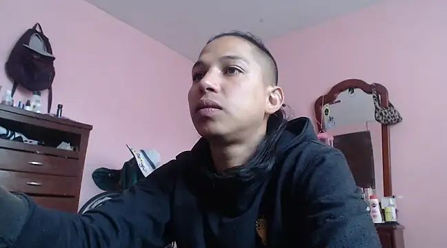 CoreAlejito online show from 12/17/24, 01:05