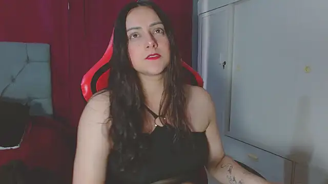 Noamartin  online show from 10/21/25, 10:21