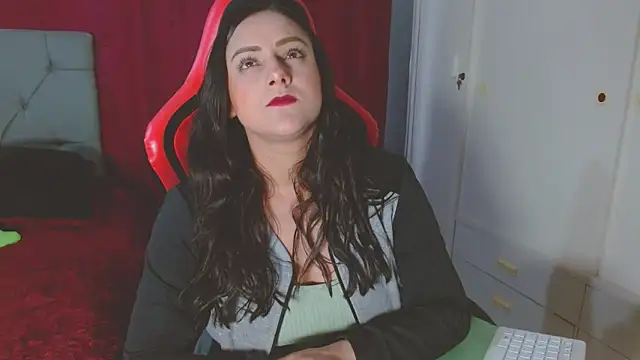 Noamartin  online show from 01/05/26, 10:24