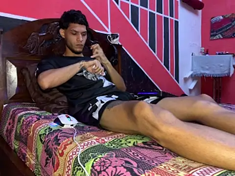 tanned boy online show from 06/12/26, 09:52