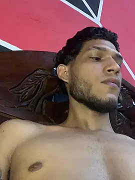 tanned boy online show from 06/17/26, 06:20