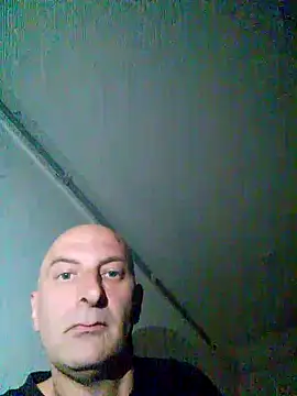 tinybear79 online show from 10/17/25, 11:51