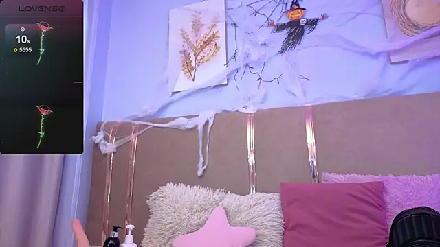 sarah cruzz  online show from 11/01/25, 09:39