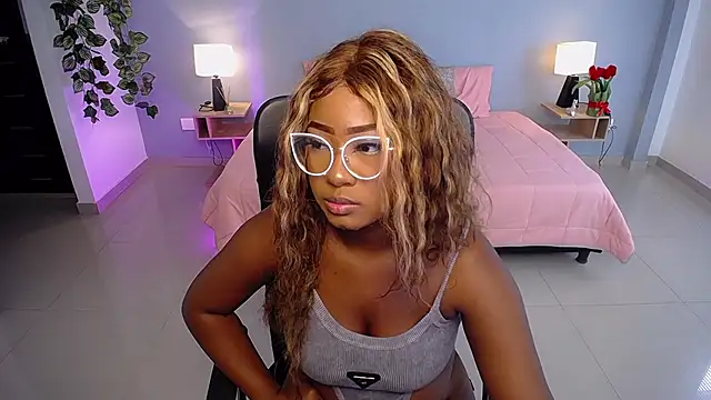 Snapshot of JasmineCampbell_ chatting on 02/24/25, 08:14 JasmineCampbell online show from 02/24/25, 08:14