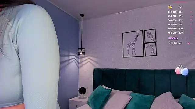 Snapshot of katherin_smith_ chatting on 12/10/24, 10:17 katherin smith online show from 12/10/24, 10:17