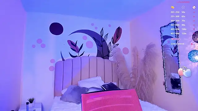 Snapshot of katherin_smith_ chatting on 02/05/25, 09:40 katherin smith online show from 02/05/25, 09:40