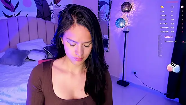 Snapshot of katherin_smith_ chatting on 02/06/25, 07:40 katherin smith online show from 02/06/25, 07:40