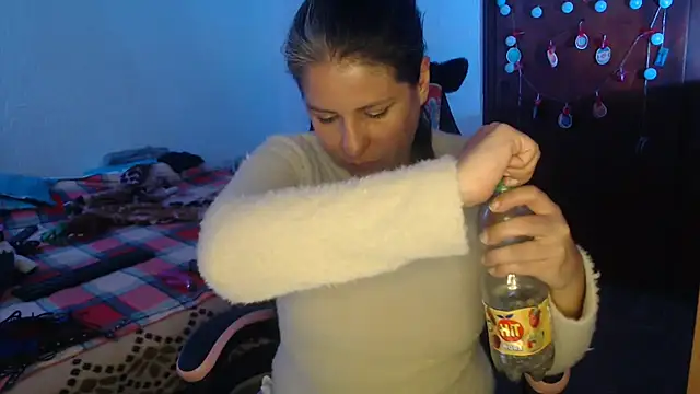 LucifernandaSw online show from 04/10/26, 09:36