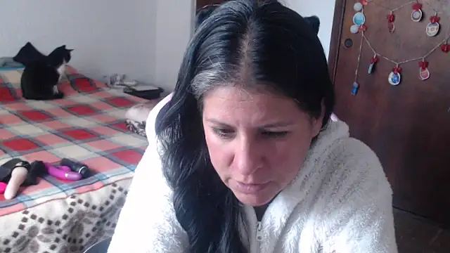 LucifernandaSw online show from 04/11/26, 02:21