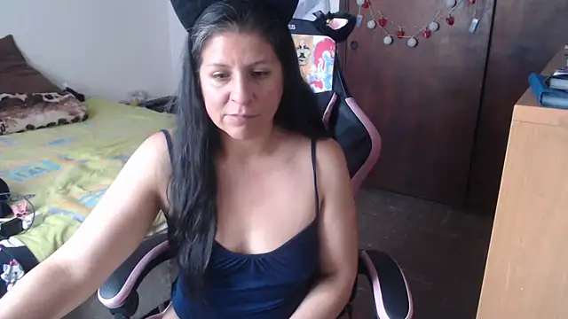 LucifernandaSw online show from 04/27/26, 01:09