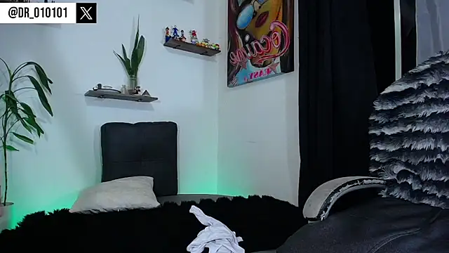 Snapshot of HillAndJack333 chatting on 09/28/25, 11:32 HillAndJack333 online show from 09/28/25, 11:32