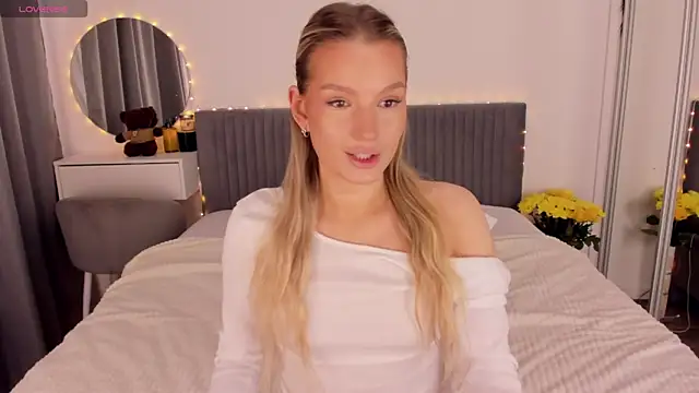 CassieRayss online show from 05/30/26, 11:18